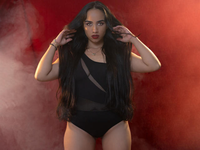 MacarenaColleman - Live sexe cam - 24443125