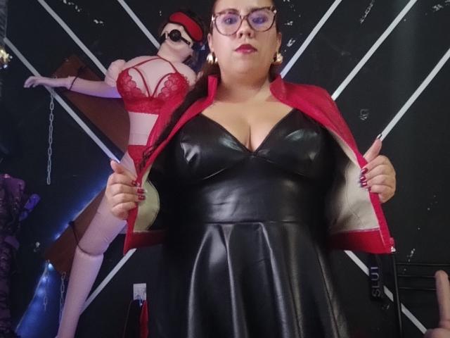 LexyDom - Live porn &amp; sex cam - 24443637