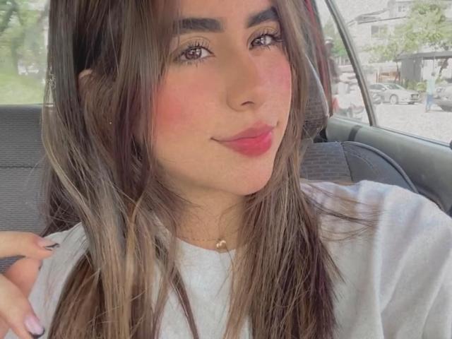 OlivaStellas - ライブポルノ&amp;セックスカム - 24445229