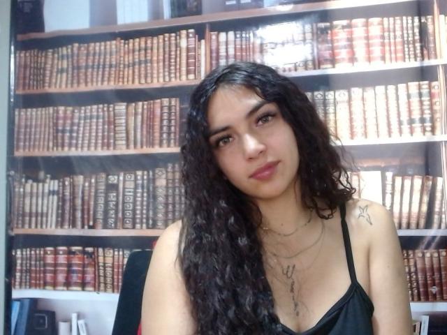 ZhamiraSexy - Live porn &amp; sex cam - 24446505