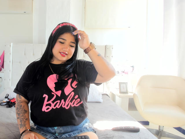 GabyCuteX - Élő pornó és szexkamera - 24449273