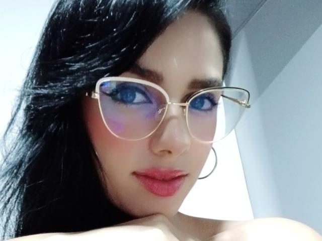 AnaisHilton - Live Sex Cam - 24450617