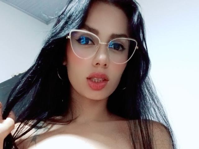 AnaisHilton - Live porn &amp; sex cam - 24450621