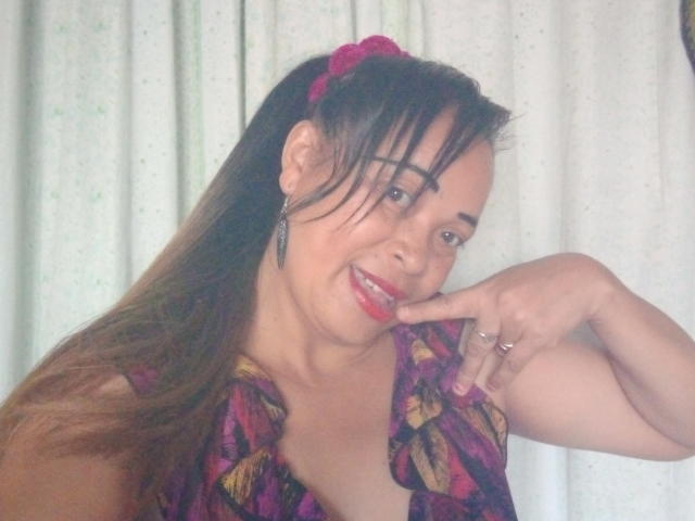 Rahel69 - Live sexe cam - 24452049