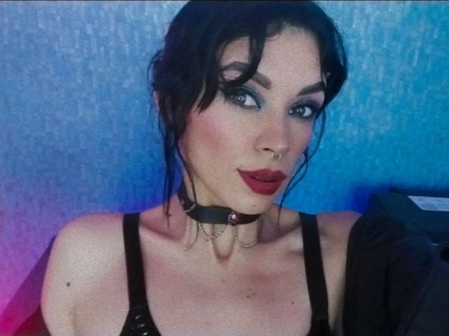 IvanaFetish - Live porn &amp; sex cam - 24452533