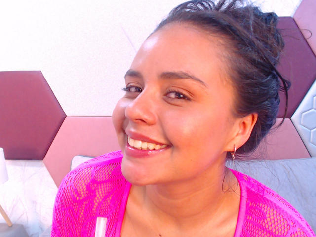 ArielleWilde - Live porn &amp; sex cam - 24453157