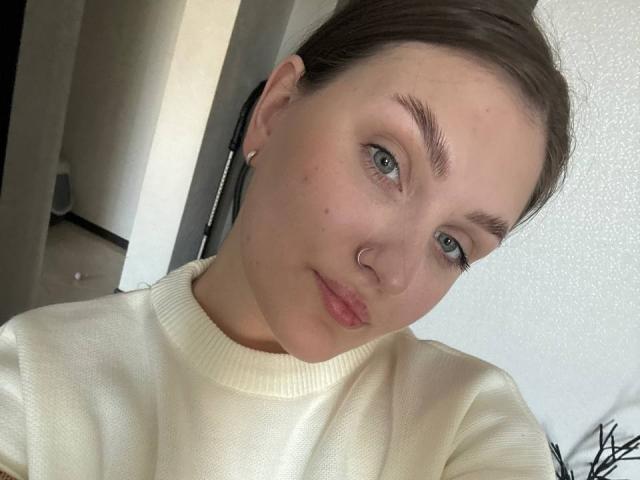 EmmyCharm - Live porn &amp; sex cam - 24453997