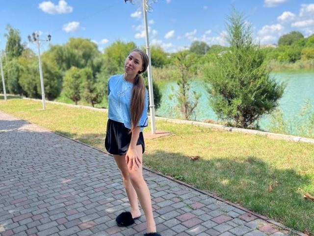 LisaMoonn - сексуальная веб-камера в реальном времени - 24454509