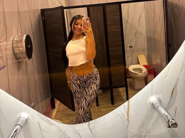 AlessiaFerry - Sexe cam en vivo - 24456033