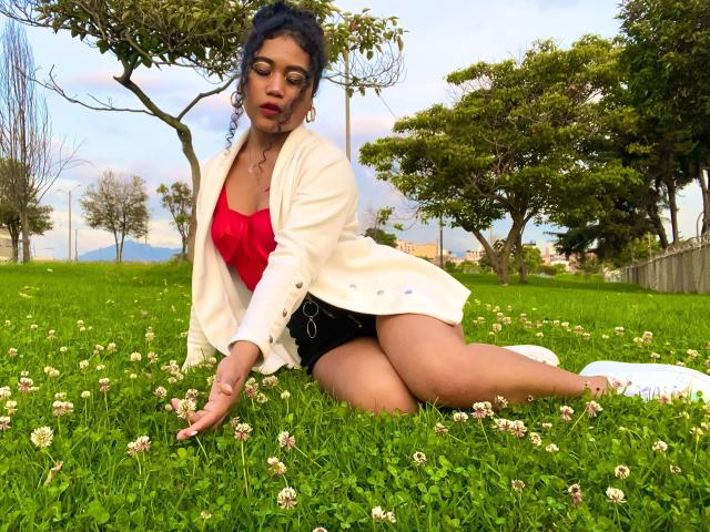 SophieSonyas - Live porn &amp; sex cam - 24463181