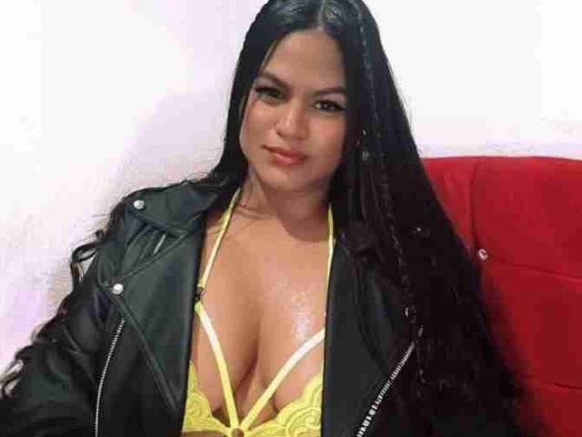 SweetAlma69 - Live porn &amp; sex cam - 24468637