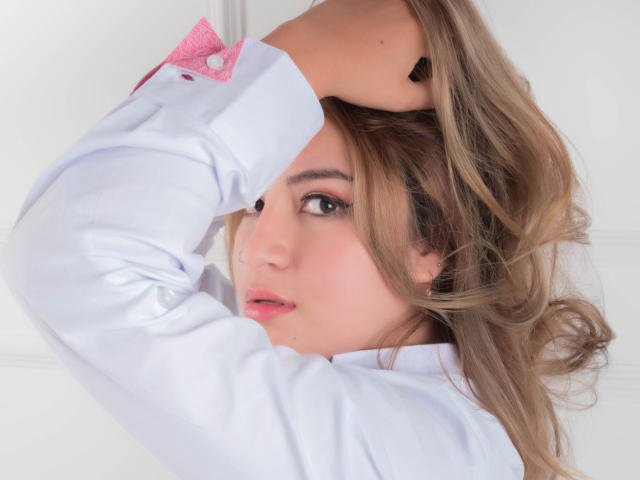 EmilyBrrown - Camera khiêu dâm &amp; quyến rũ trực tiếp - 24469605