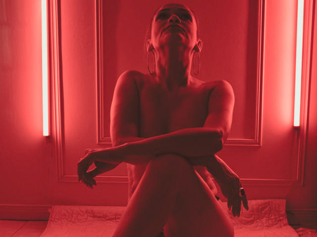 AgathaStone - Live porn &amp; sex cam - 24470077