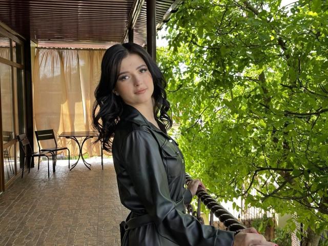 Emmiralda - Sexe cam en vivo - 24472005