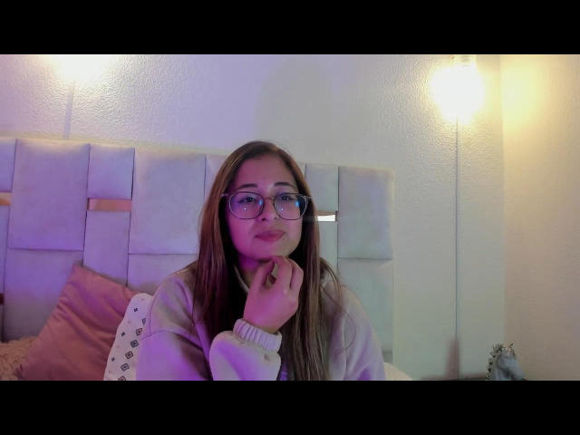 SophiaCollinsX - Sexe cam en vivo - 24472157