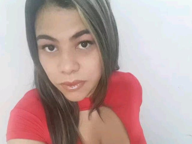 AlmaWhite69 - Live sex cam - 24475749