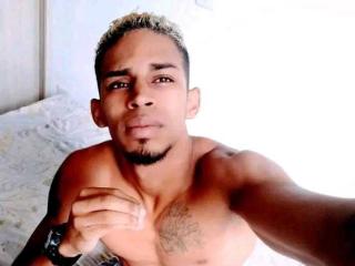 TatooLatin - сексуальная веб-камера в реальном времени - 24476333