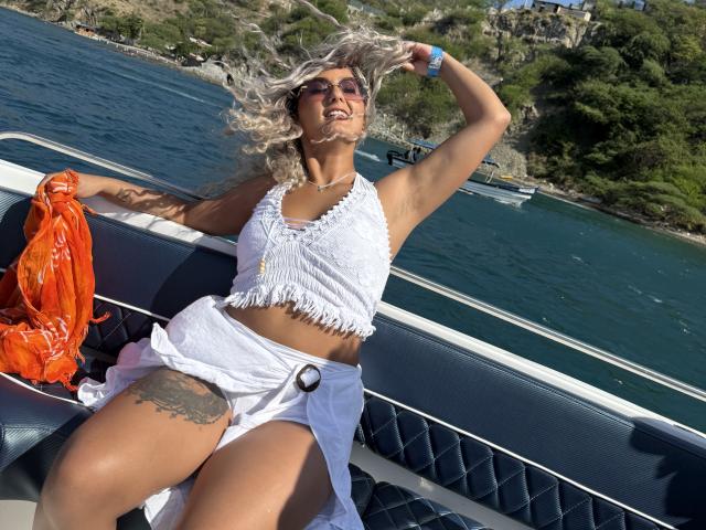 FloraSaenz - Live porn &amp; sex cam - 24478961