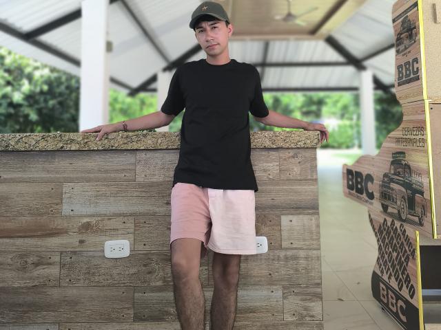 OliverHot69 - ライブポルノ&amp;セックスカム - 24483601