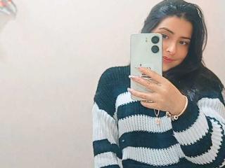 AlessiaRouges - Live porn &amp; sex cam - 24483833
