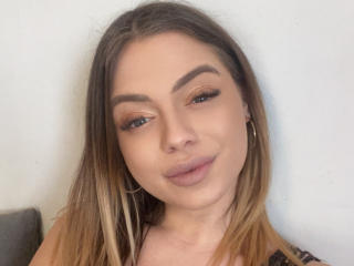 BritnyDesire - Live porn &amp; sex cam - 24484393