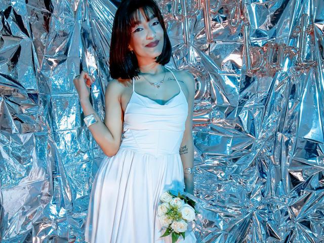 ElyWhitee - Live sex cam - 24486121