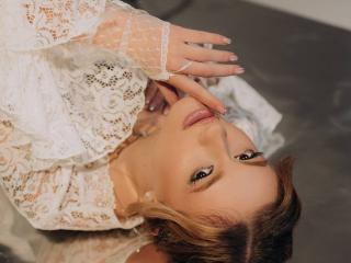 MelissaKissX - Live porn &amp; sex cam - 24486637