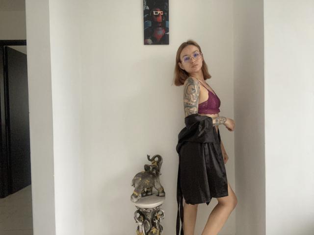 SarahRousen - Live Sex Cam - 24489465