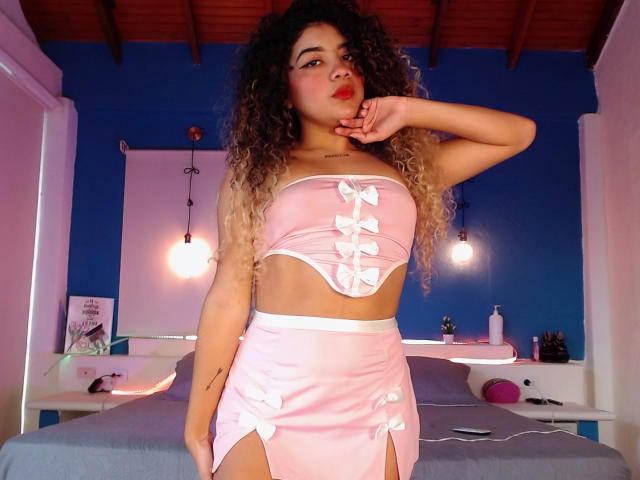 LizzaTaila - Live porn &amp; sex cam - 24491509