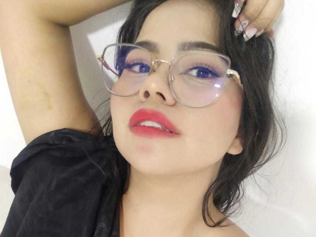 LilyRousee - Live porno og sexkamera - 24495153