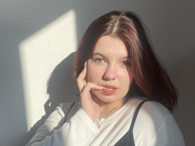 Khaleessi - Porno na żywo i seks kamera - 24499697