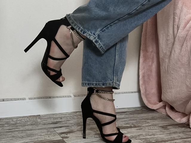 Khaleessi - פורנו בשידור חי ומצלמת סקס - 24499897