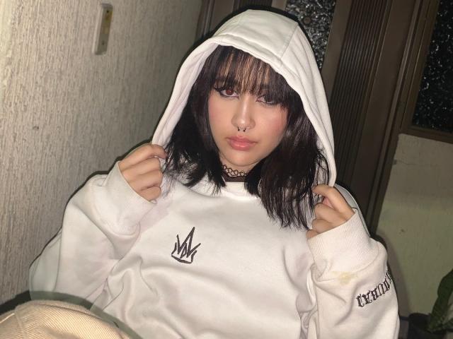 EmilyRousse69 - Live porn &amp; sex cam - 24500997