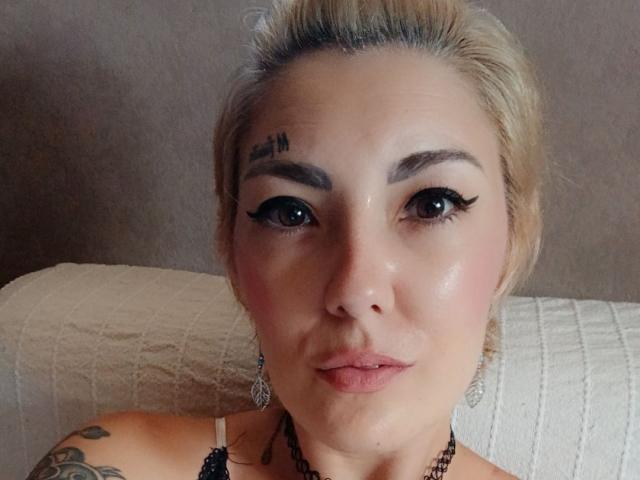 ManuellaM - Live porn &amp; sex cam - 24504453