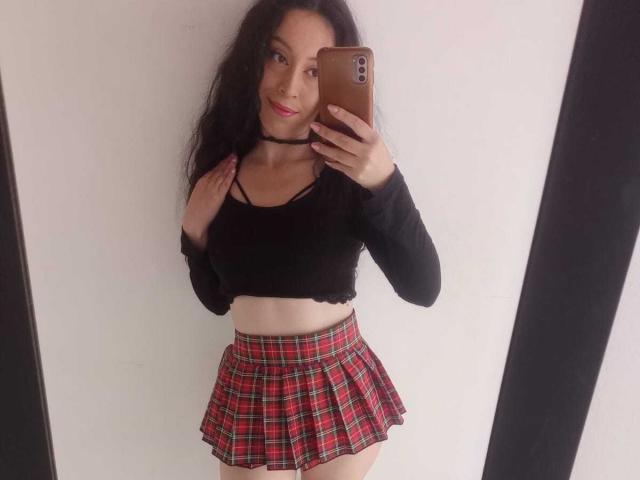 KendraSimons - Élő pornó és szexkamera - 24505897