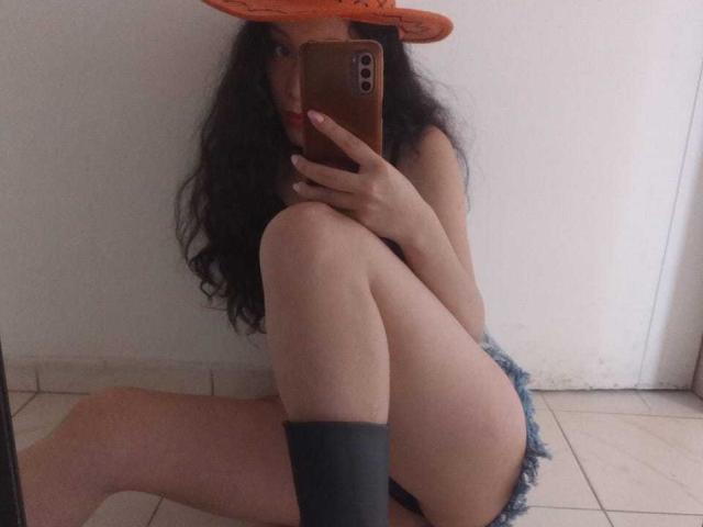 KendraSimons - Camera khiêu dâm &amp; quyến rũ trực tiếp - 24506625