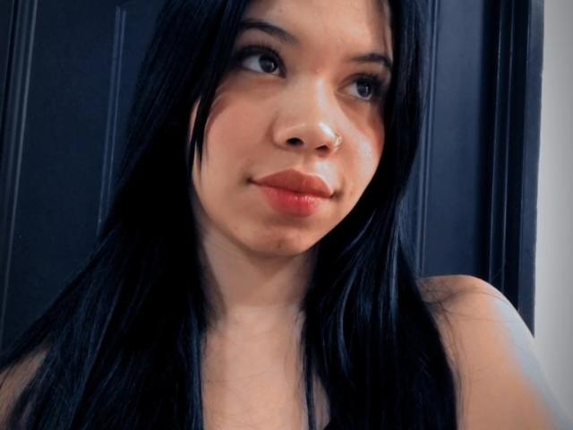 EmaGarces - Live sex cam - 24515069