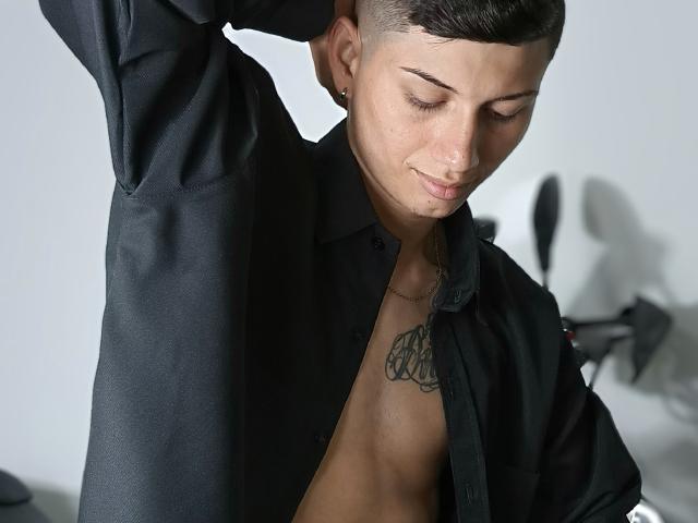 kattyAndAlex - Live porn &amp; sex cam - 24515857