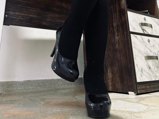 LiliethRoss - Live porn &amp; sex cam - 24518925