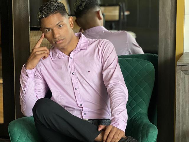 Kaleth69 - Live porn &amp; sex cam - 24520861