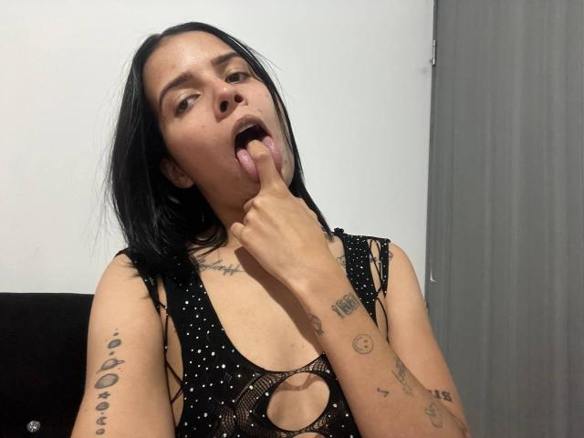 KaylinJulithe - Live porn &amp; sex cam - 24523301