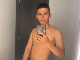 JhoanVelezX - Live porn &amp; sex cam - 24523589