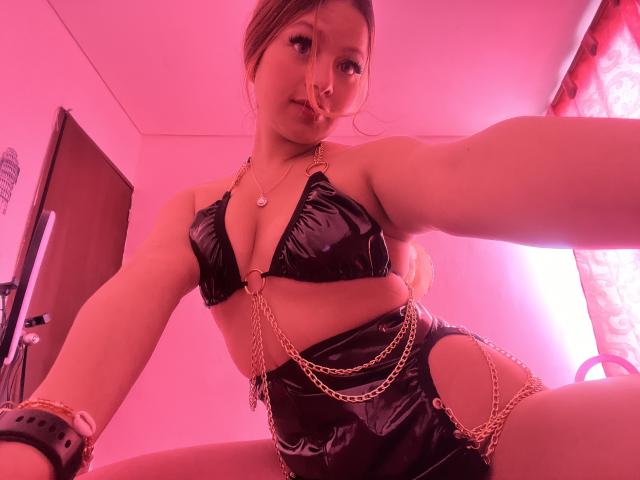 ShantalSummer - Live sex cam - 24523821