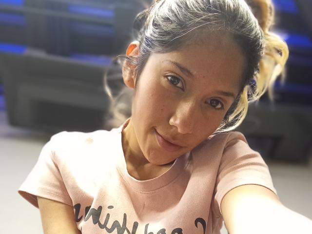 BrianaHarpers - Live porn &amp; sex cam - 24524753