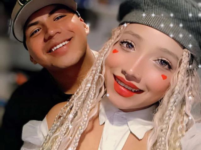 AliceAndMiki - Live sex cam - 24525169