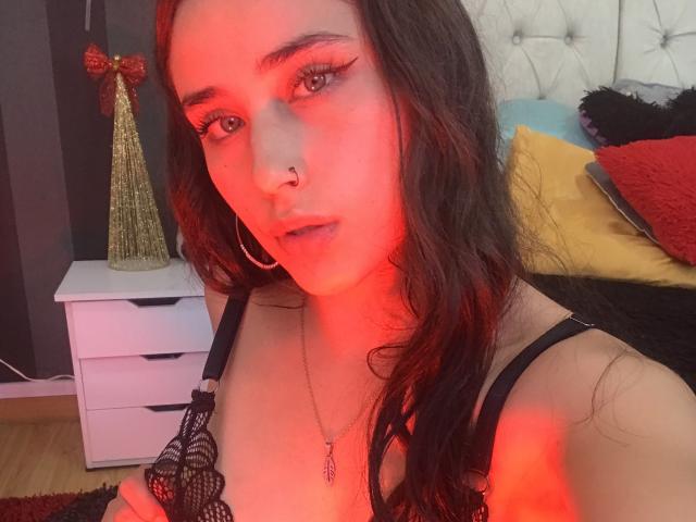 TiffanySilvye - Live porn &amp; sex cam - 24525757