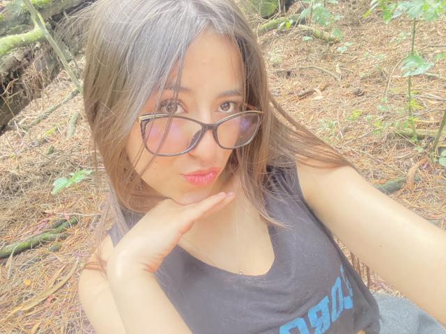 KatiaRogers - Camera khiêu dâm &amp; quyến rũ trực tiếp - 24526261