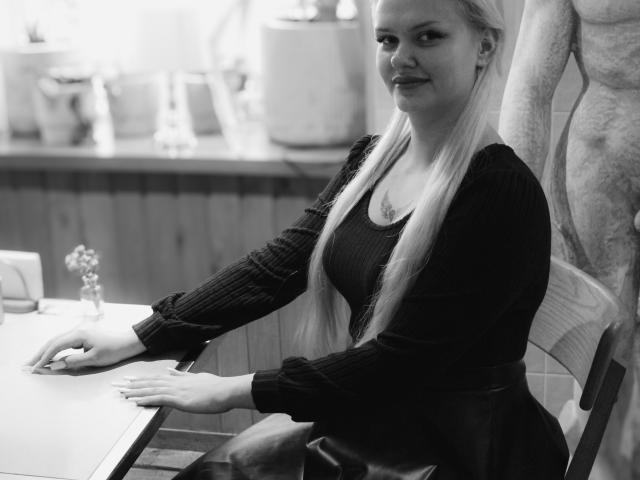 MelissaCats - Sexe cam en vivo - 24530837