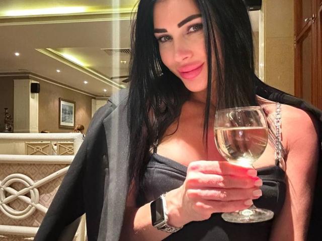 LucyMillss - сексуальная веб-камера в реальном времени - 24537981