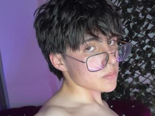 PepperTwink - Live porn &amp; sex cam - 24540849